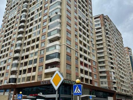 Объявление №5784391 - Баку, м. Шах Исмаил Хатаи, 2-комн., 95 м², 8/16 этаж