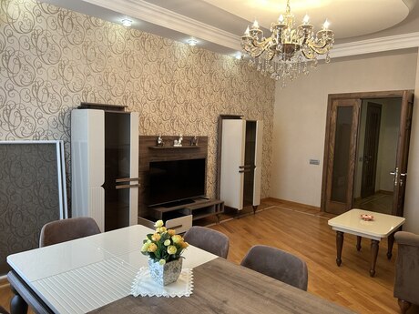 3 otaqlı yeni tikili - Nəsimi r. - 135 m²