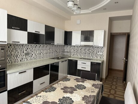 3 otaqlı yeni tikili - Nəsimi r. - 135 m²