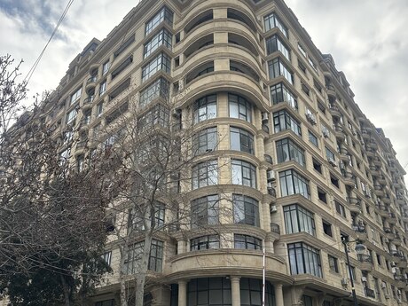 3 otaqlı yeni tikili - İçəri Şəhər m. - 124 m²