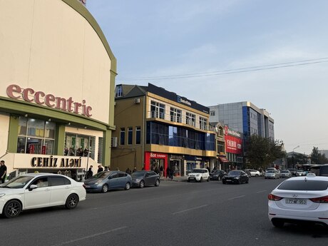 Obyekt - Bakıxanov q. - 240 m²
