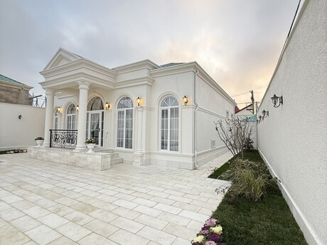 4 otaqlı həyət evi/bağ evi - Mərdəkan q. - 130 m²