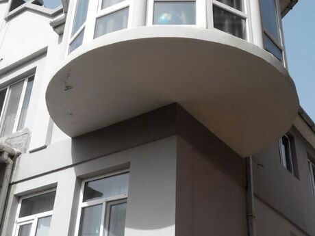 12 otaqlı həyət evi/bağ evi - Nəsimi m. - 528 m²