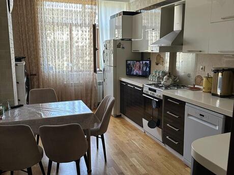 3 otaqlı yeni tikili - Memar Əcəmi m. - 114 m²