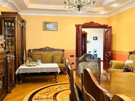 4 otaqlı yeni tikili - İnşaatçılar m. - 153 m²