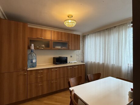 2-комн. вторичка - м. Нариман Нариманов - 85 м²