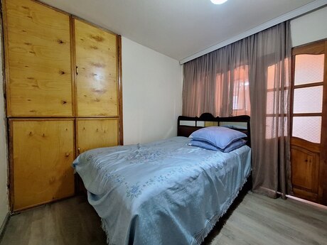 Продаётся 3-комнатная квартира в старом фонде, İnşaatçılar, 70 м², 145 000 AZN, фото 4 / 12