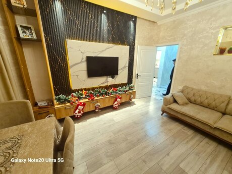 3 otaqlı yeni tikili - Bakıxanov q. - 75 m²