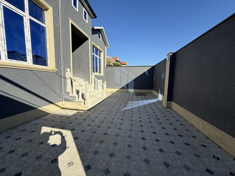 4 otaqlı həyət evi/bağ evi - Savalan q. - 120 m²