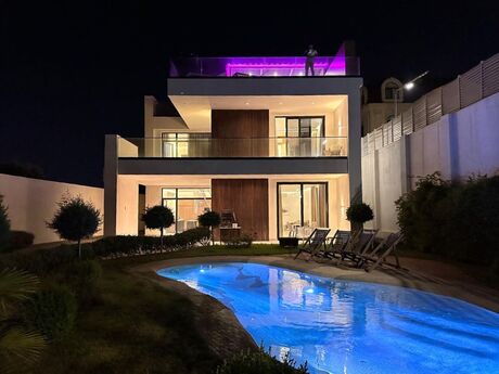 4 otaqlı həyət evi/bağ evi - Bilgəh q. - 400 m²