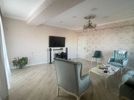 4 otaqlı yeni tikili - Sumqayıt - 140 m²