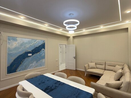 2 otaqlı mənzil, 69 m², Nizami: 285 000 ₼ 2