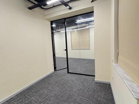 5 otaqlı ofis - Nizami m. - 200 m²