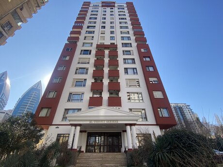 Elan №5786998 - Bakı, İçəri Şəhər m., 5 otaqlı, 235 m², 12/18 mərtəbə