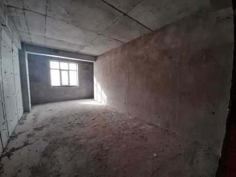 4 otaqlı yeni tikili - Nəsimi r. - 182 m²