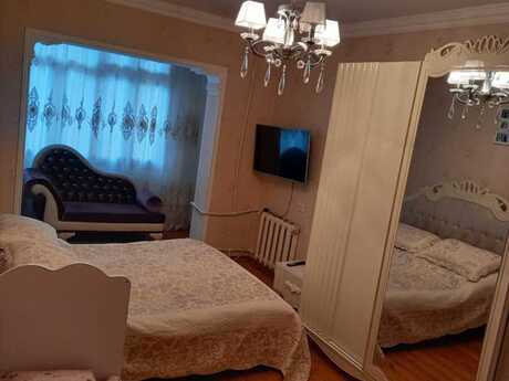 4 otaqlı köhnə tikili - Xalqlar Dostluğu m. - 110 m²