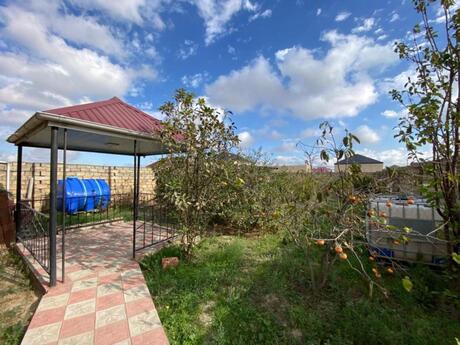 6-комн. дом/дача - пос. Мамедли - 200 м²