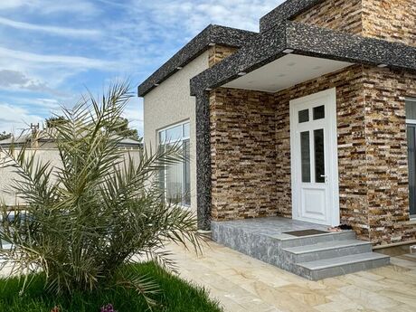 4 otaqlı həyət evi/bağ evi - Mərdəkan q. - 200 m²