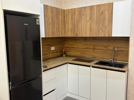 2-комн. новостройка - м. 28 мая - 67 м²