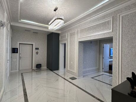 4-комн. новостройка - м. Низами - 165 м²