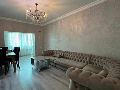 3-комн. новостройка - Насиминский  р. - 130 м²