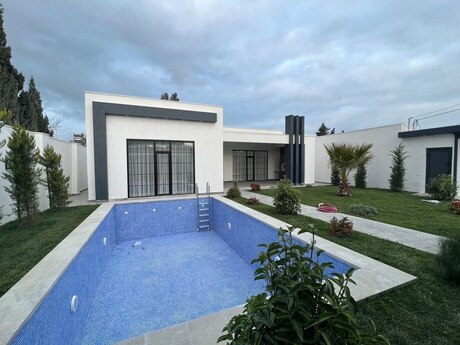 3 otaqlı həyət evi/bağ evi - Mərdəkan q. - 180 m²