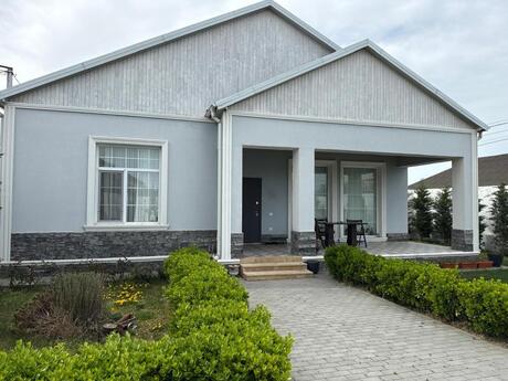 4 otaqlı həyət evi/bağ evi - Şüvəlan q. - 240 m²