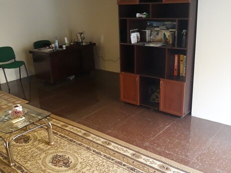 Obyekt - Elmlər Akademiyası m. - 33 m²