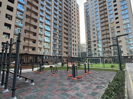 3 otaqlı yeni tikili - 28 May m. - 130 m²