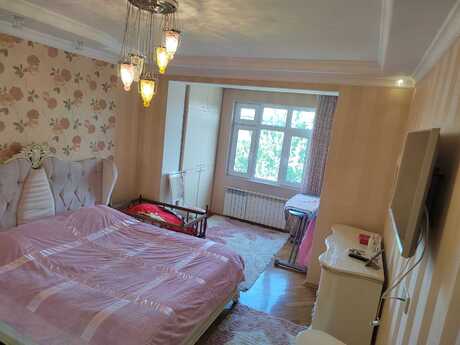4 otaqlı köhnə tikili - 8-ci kilometr q. - 100 m²