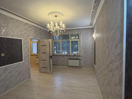 Elan №5788715 - Bakı, Memar Əcəmi m., 2 otaqlı, 45 m², 1/5 mərtəbə