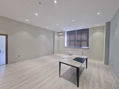 1 otaqlı ofis - Ulduz m. - 40 m²