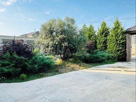 4 otaqlı həyət evi/bağ evi - Mərdəkan q. - 200 m²