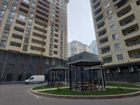 4 otaqlı yeni tikili - Şah İsmayıl Xətai m. - 147.4 m²
