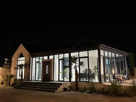 4 otaqlı həyət evi/bağ evi - Buzovna q. - 250 m²