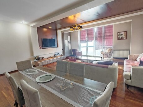 4-комн. новостройка - м. Низами - 185 м²