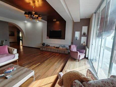 4-комн. новостройка - м. Низами - 185 м²