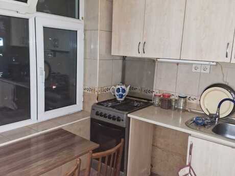 Продаётся 2-комнатная квартира в старом фонде, Nəriman Nərimanov, 55 м², 169 000 AZN, фото 5 / 7