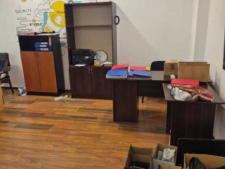 6 otaqlı ofis - Nəsimi r. - 200 m²
