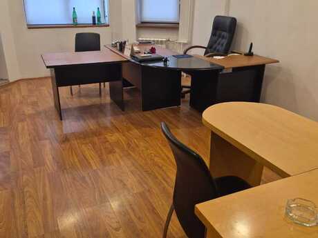 6 otaqlı ofis - Nəsimi r. - 200 m²