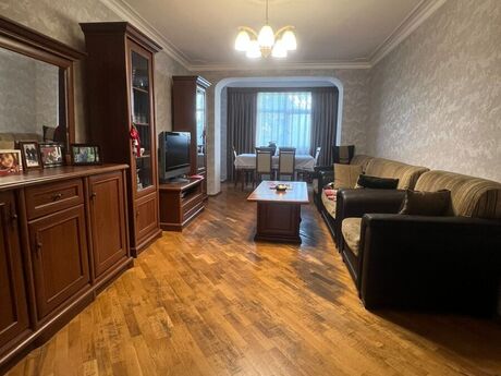 3 otaqlı köhnə tikili - Gənclik m. - 86 m²