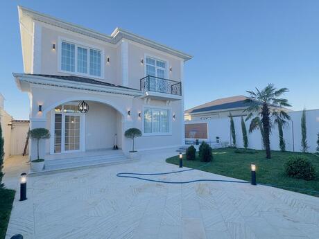 4 otaqlı həyət evi/bağ evi - Şüvəlan q. - 200 m²