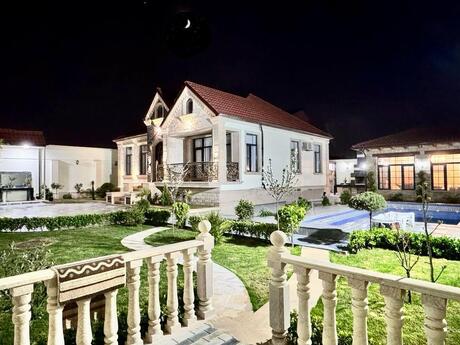 5 otaqlı həyət evi/bağ evi - Mərdəkan q. - 300 m²
