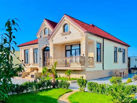 5 otaqlı həyət evi/bağ evi - Mərdəkan q. - 300 m²