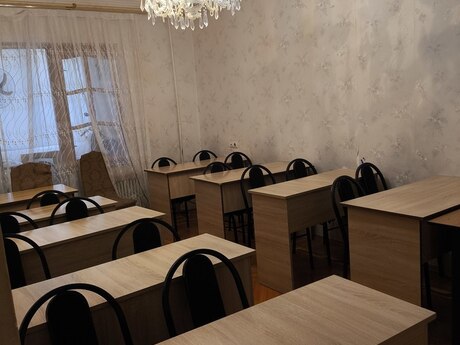 Obyekt - İnşaatçılar m. - 100 m²