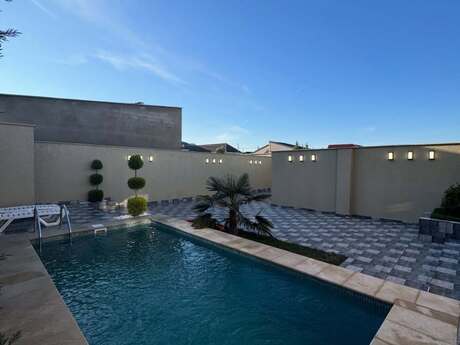 4 otaqlı həyət evi/bağ evi - Mərdəkan q. - 150 m²