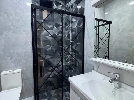 House with Garden, Villa For Sale