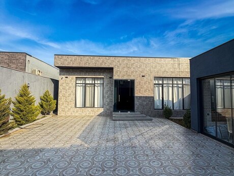 4 otaqlı həyət evi/bağ evi - Mərdəkan q. - 170 m²