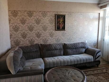 4 otaqlı köhnə tikili - Azadlıq Prospekti m. - 100 m²