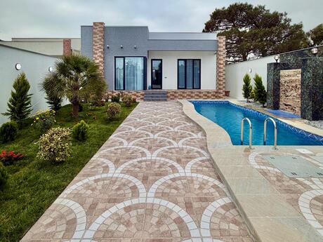 4 otaqlı həyət evi/bağ evi - Şüvəlan q. - 170 m²